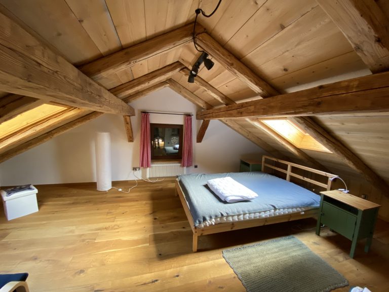 Schlafzimmer DG