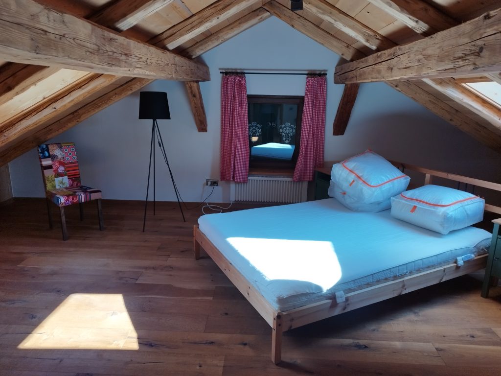 Schlafzimmer3 2