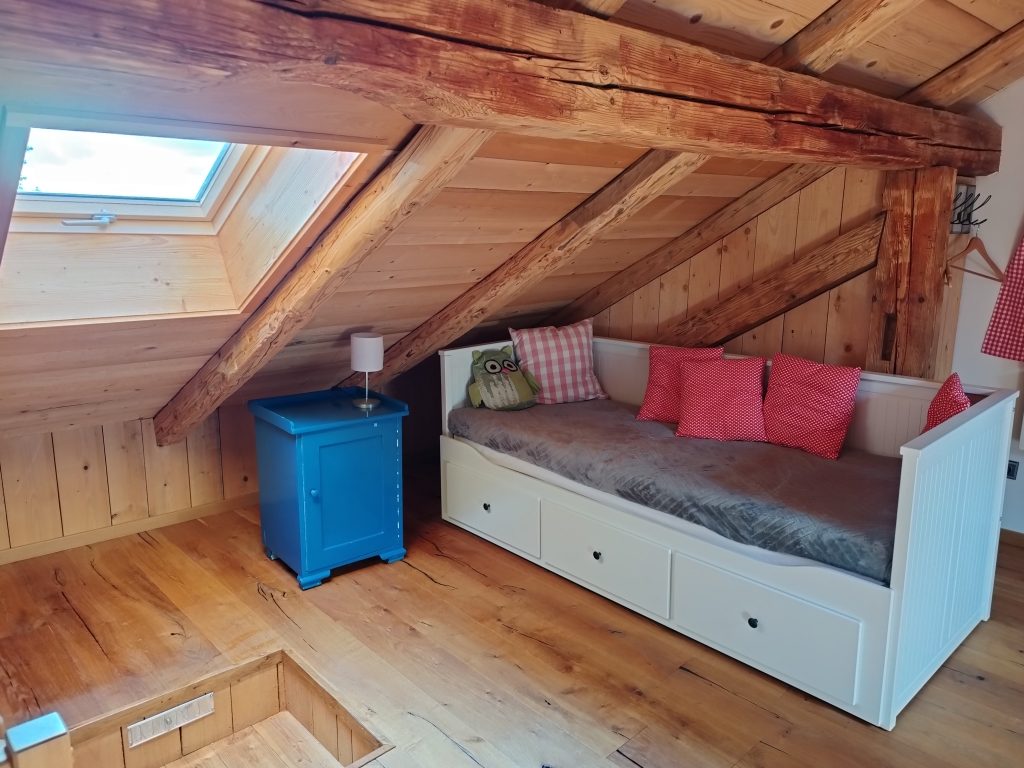 Schlafzimmer4 2